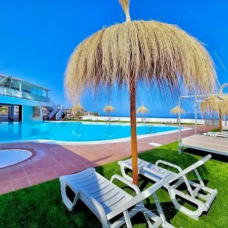 Apartment Romantic Ocean View In Island Village